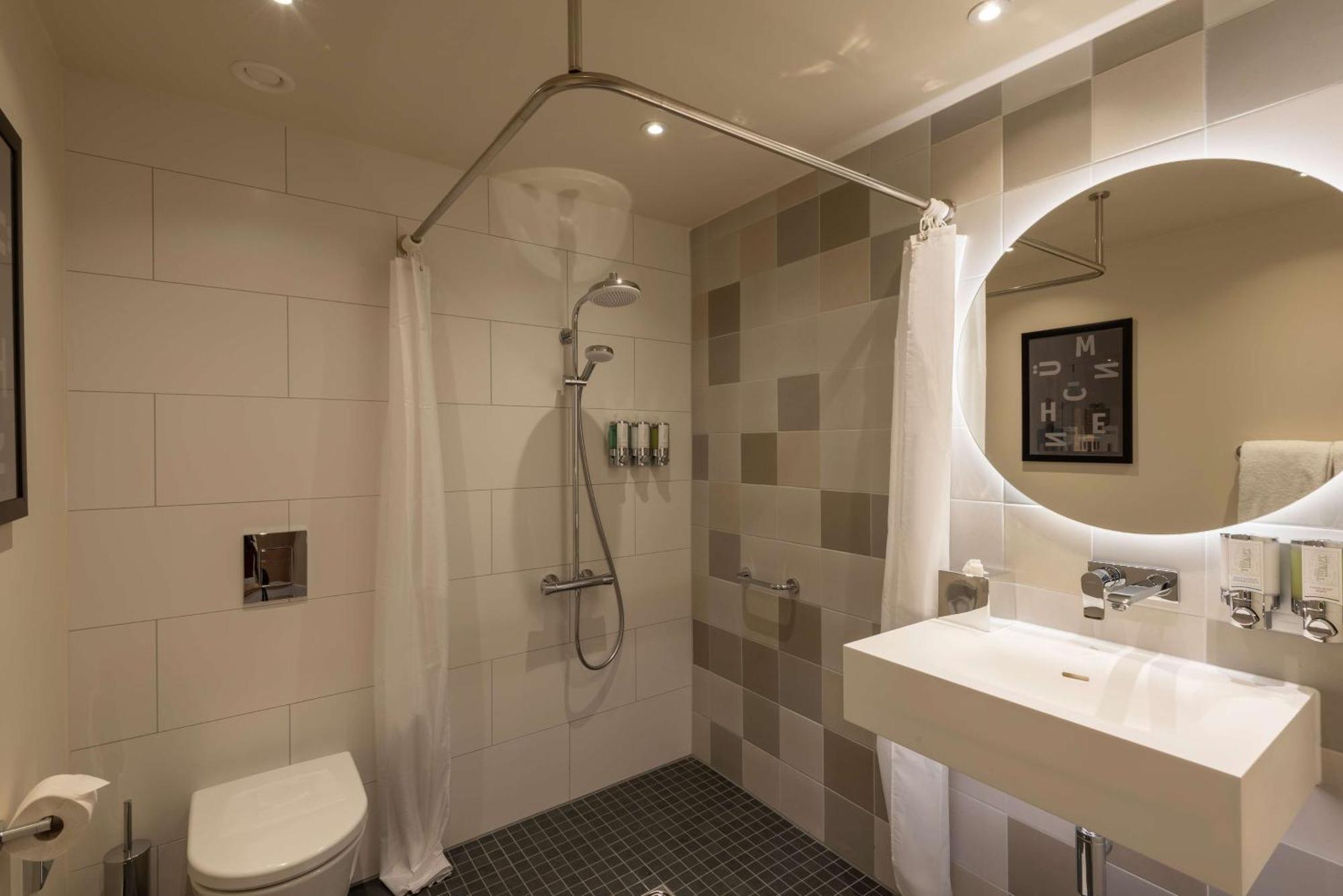 Hotel Hampton By Hilton North Munich